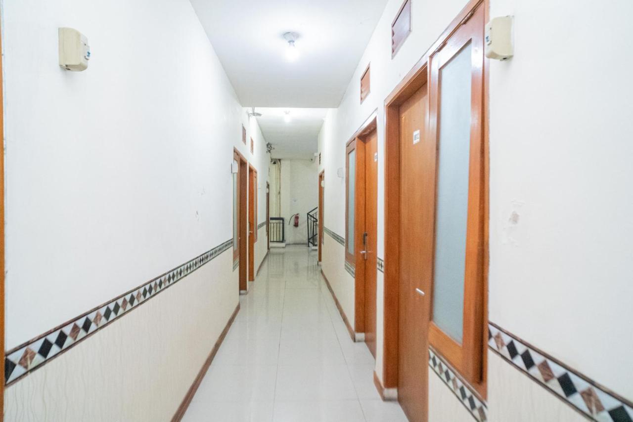 Reddoorz Near Flyover Arjosari มะลัง ภายนอก รูปภาพ