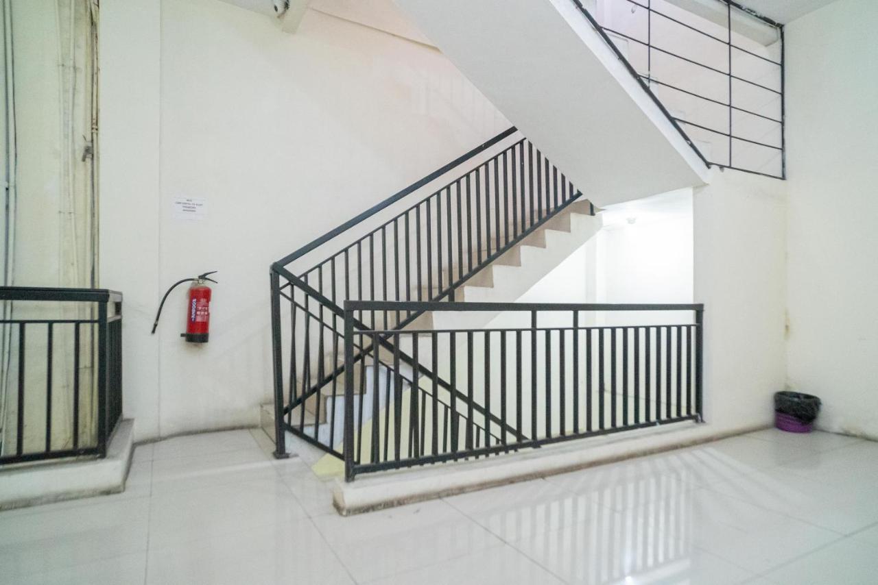 Reddoorz Near Flyover Arjosari มะลัง ภายนอก รูปภาพ